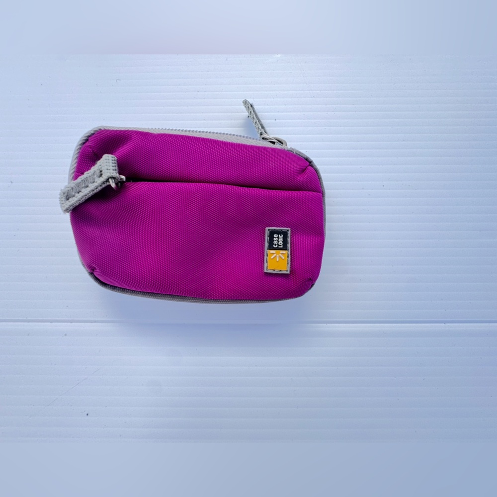 Case Logic Digital Camera/Phone Pouch Pink & Gray Zippered Bag